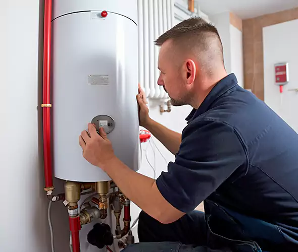 Expert Plumber for Gas Water Heater Replacement in Warwick, RI: Schedule Affordable Replacement Services with Us