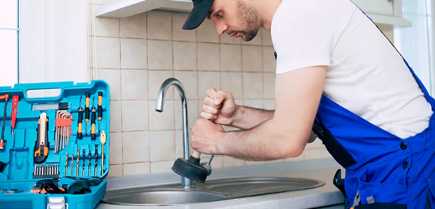 Emergency Plumber in Warwick