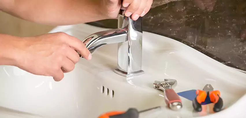 Bathtub Faucet Replacement in Warwick