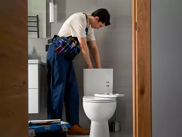 Why Choose Warwick Plumbing Pros for Toilet Replacement in Warwick, RI?