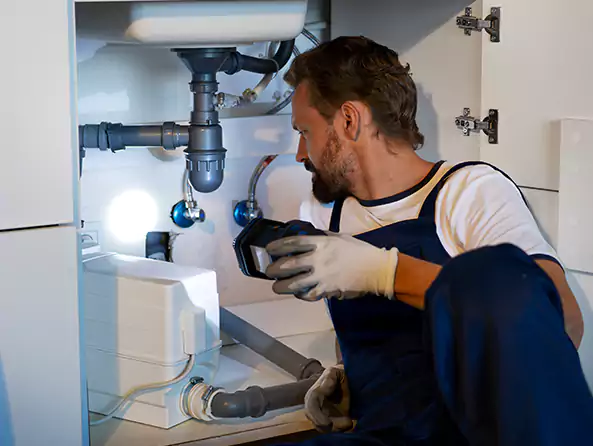 Why Choose Warwick Plumbing Pros for Water Leak Repair in Warwick, RI?